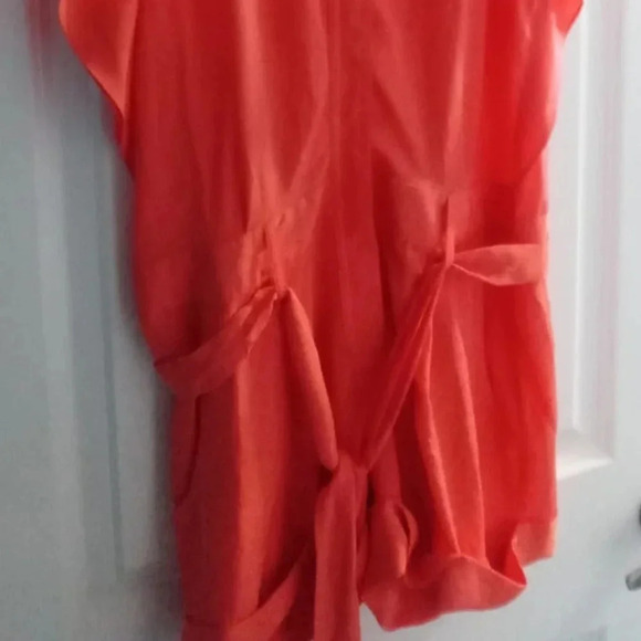 NWT  TED BAKER LONDON Angel Sleeve Playsuit Short - Picture 2 of 5